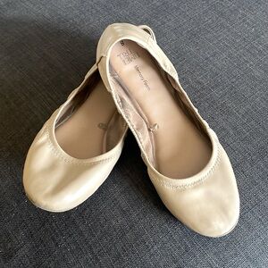 Nude ballet flats